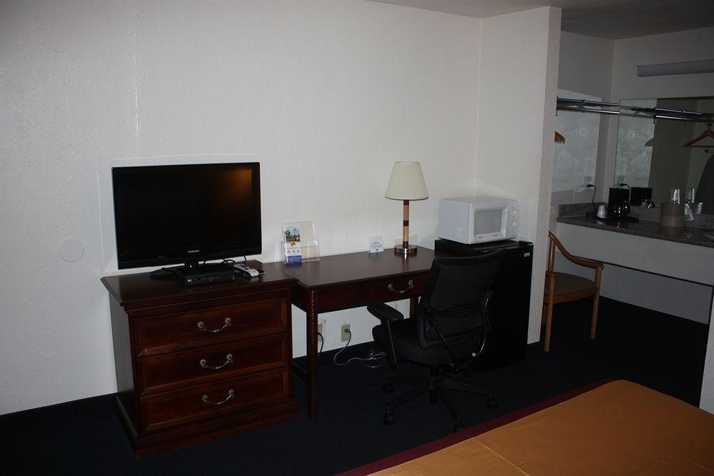 Value Inn & Suites Redding Exteriör bild