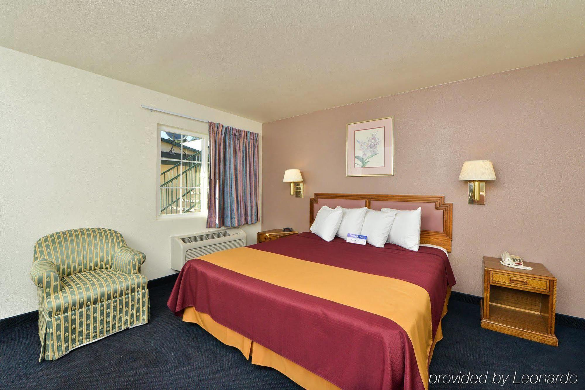 Value Inn & Suites Redding Exteriör bild