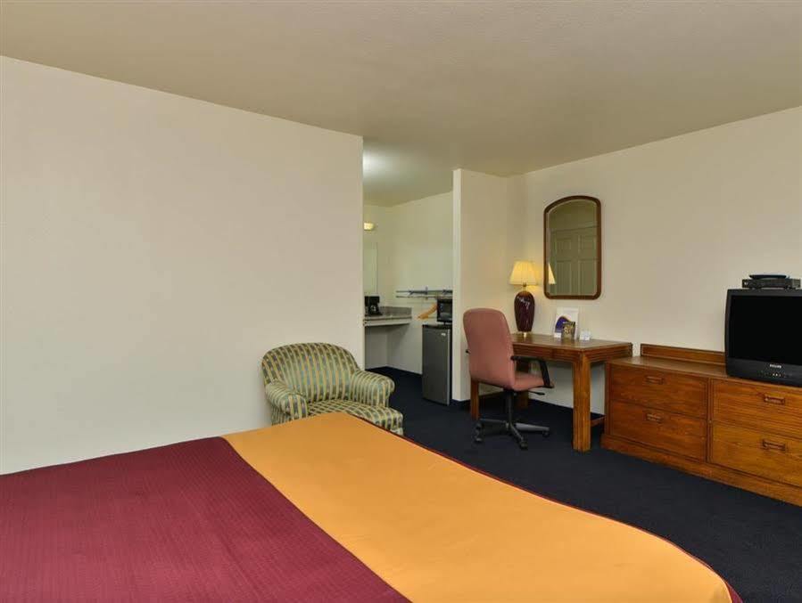 Value Inn & Suites Redding Exteriör bild